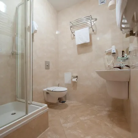 Deluxe Kupava Hotel 5*