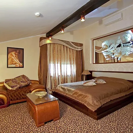 Deluxe Kupava Hotel Lviv