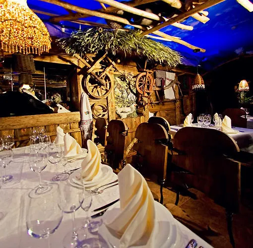 Deluxe Kupava Hotel Lviv