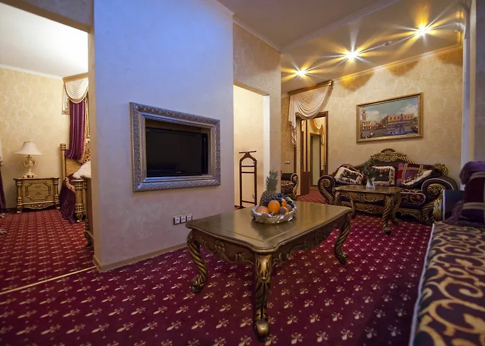 Deluxe Kupava Hotel 5*