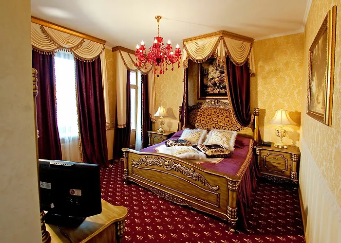 Deluxe Kupava Hotel 5*