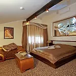 Deluxe Kupava Hotel Lvov